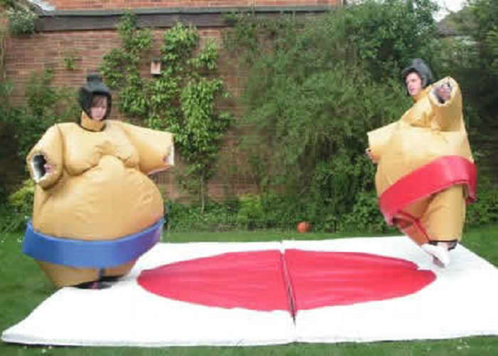 Açıkhava Dövüşü Play Sumo Güreş Şampiyonaları Yetişkinler için 5 Yıl için Kolayca Hazırlanmıştır