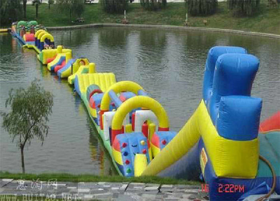 Eko Dostu Şişme Su Oyuncakları Yırtılmaya Dayanıklı Bouncy Obstacle Course